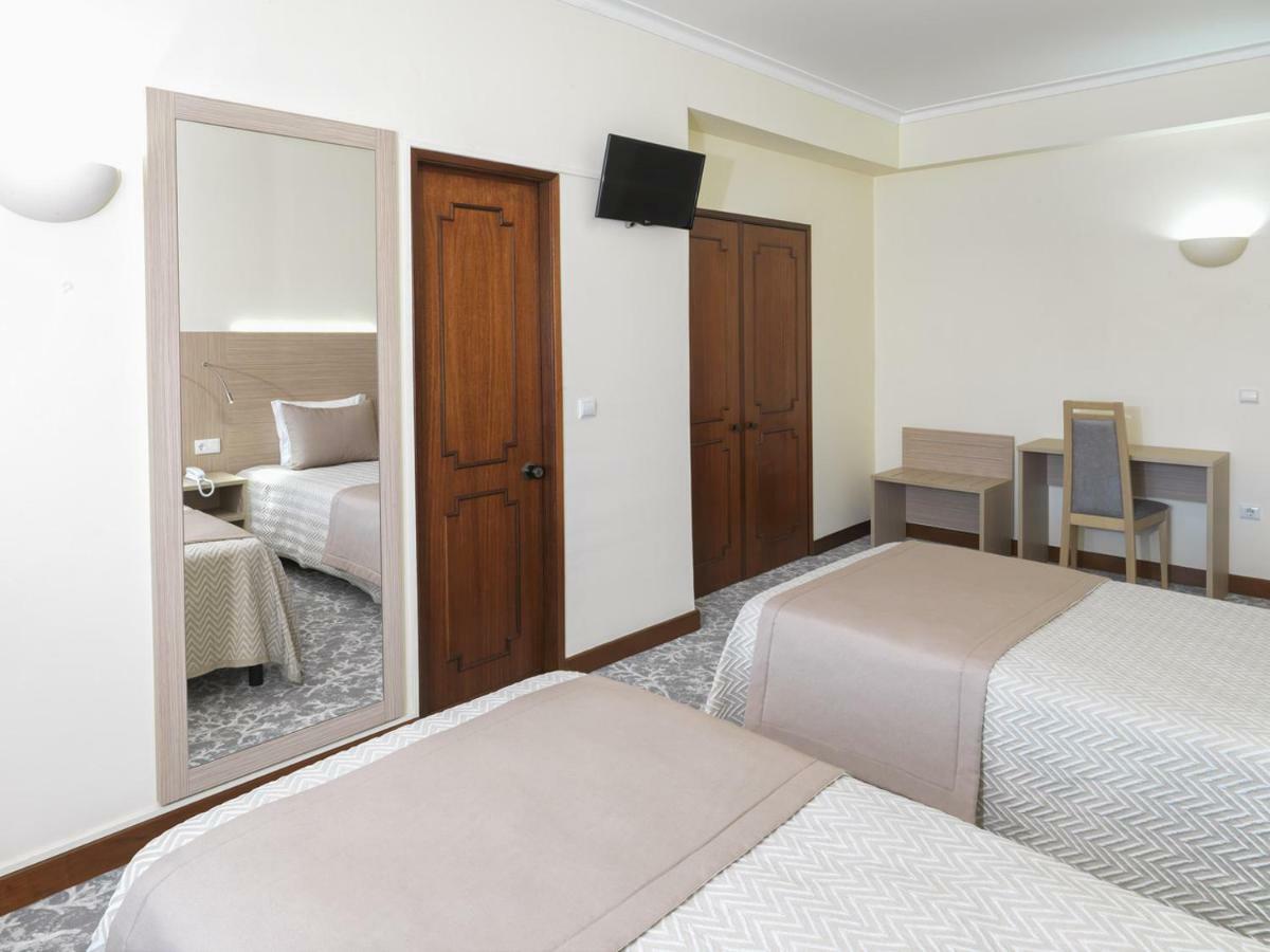 Quarto Duplo ou Twin com Cama Extra